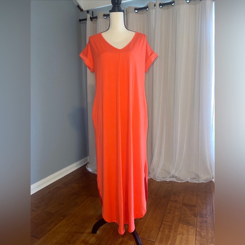 V neck pocket dress casual maxi medium